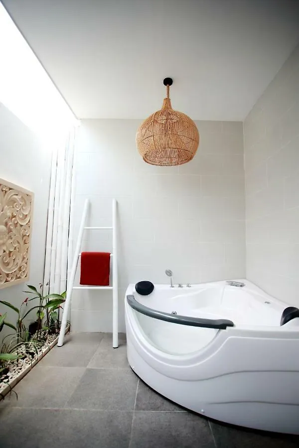 Vanilla Suite Jimbaran Guest house